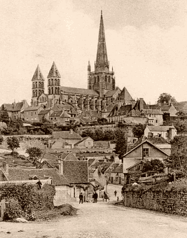 Vue sur la cath�drale Saint-Lazare d'Autun