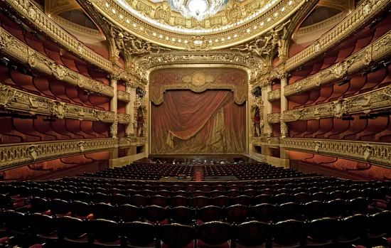 Grande salle du Palais Garnier, à Paris